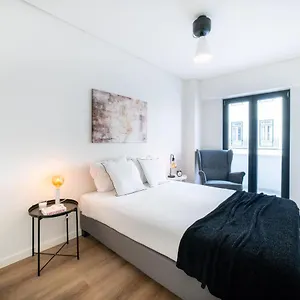 https://lusiadas-53-2d-beautiful-two-bedroom-apartment.hotels-lisbon-portugal.com